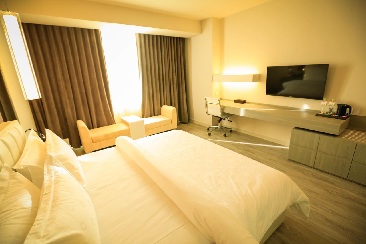 Metropolo Jin Jiang Hotels Turpan Administrative The Heart Of Pai Exteriör bild